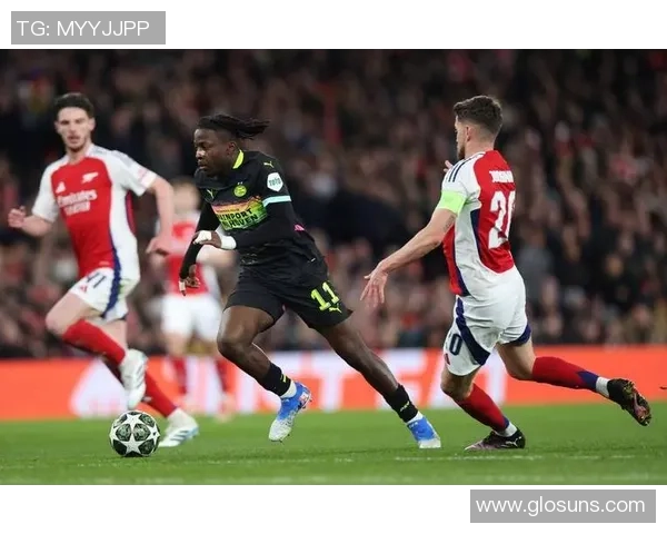 意甲激战阿森纳与巴黎圣日耳曼平局战术解析与精彩瞬间回顾