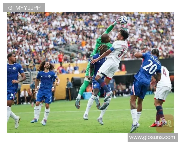 英超热刺与巴黎圣日耳曼激战成平局绝杀时刻点燃全场激情