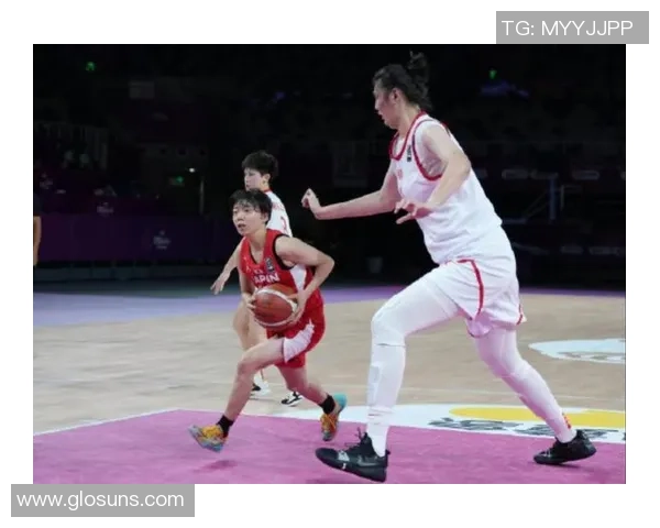 姚明女儿展现天赋跳球瞬间引发热议网友纷纷点赞小小年纪已显潜力