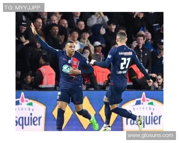 欧联杯惊心动魄战役切尔西逆转巴黎圣日耳曼争议判罚引发全场沸腾