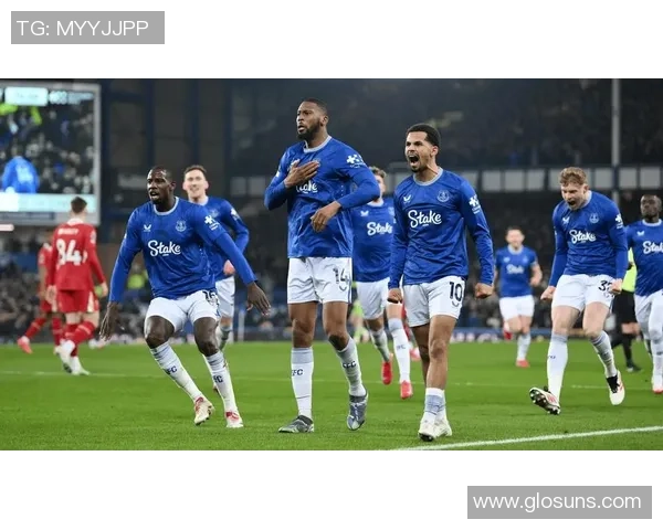 英超焦点战多特蒙德与巴萨握手言和转会风波引发热议