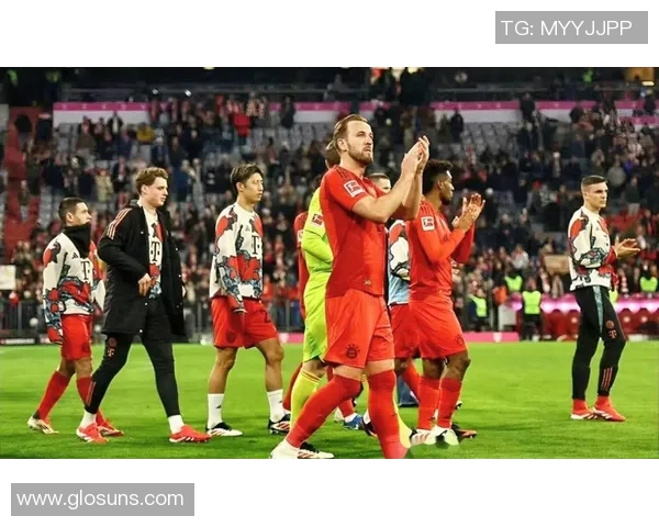 德甲激战拜仁大胜AC米兰神奇扑救成比赛转折点分析