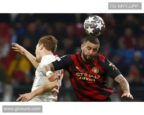 中超精彩对决波尔图与曼城战成平局绝杀瞬间点燃全场激情