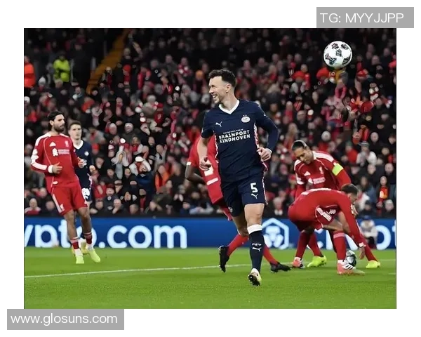 足总杯惊天逆转利物浦狂胜皇马红牌争议引发全场热议 足总杯惊天逆转利物浦狂胜皇马红牌争议引发全场热议